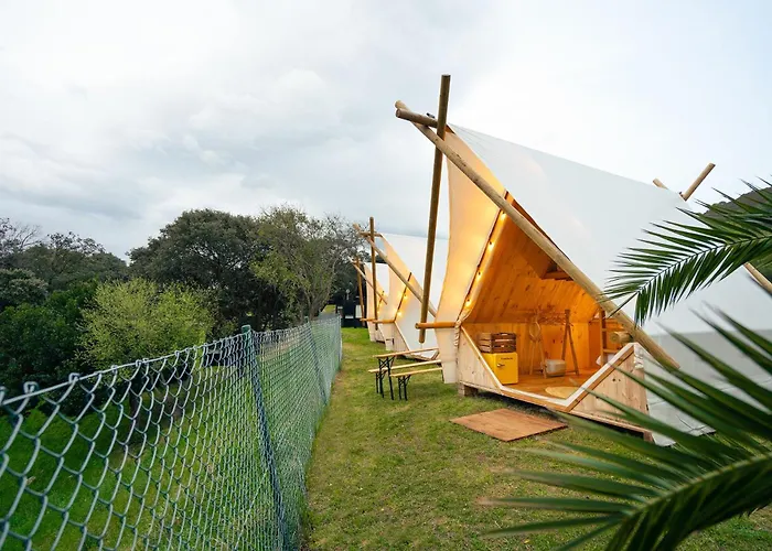 Kampaoh Arenas Camping *